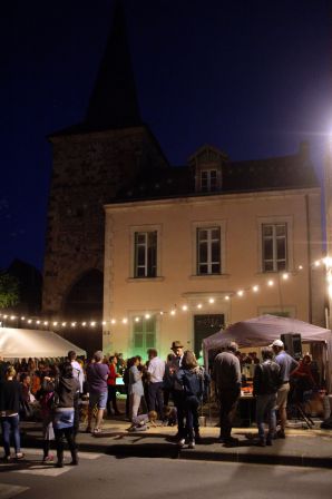 Fête d'inauguration de la machine à débrediner