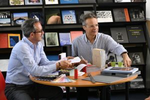 Escourbiac l'imprimeur, Showroom parisien, John Briens & Alain Escourbiac